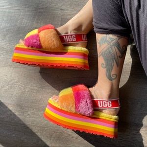 UGG Disco Check Rainbow Platforms Size 6